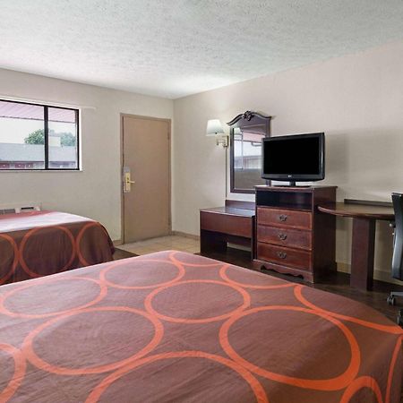 Super 8 By Wyndham Youngstown Girard Dış mekan fotoğraf