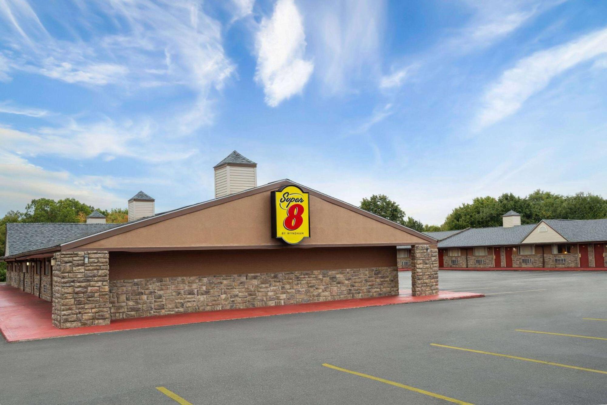 Super 8 By Wyndham Youngstown Girard Dış mekan fotoğraf